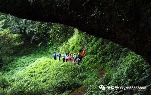 内蒙古扎赉特旗总工会举办“中国梦·劳动美”职工摄影作品展